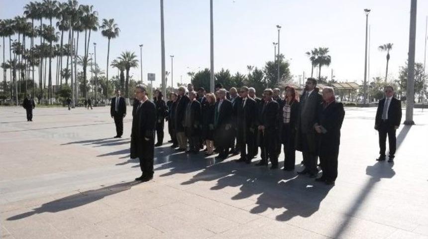 Mersin&rsquo;de Avukatlar Haftası&rsquo;na Buruk T&ouml;ren