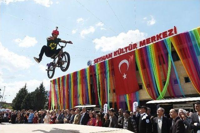 Portakal &Ccedil;i&ccedil;eği Karnavalı Başladı 2