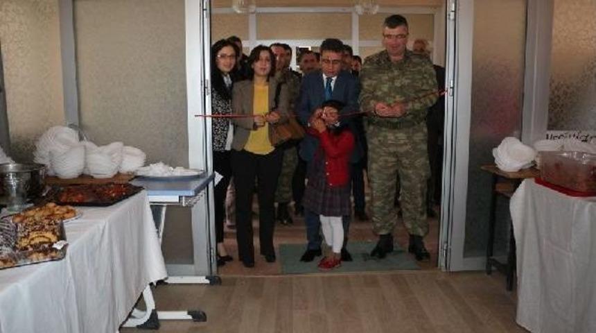 Şemdinli'de K&ouml;y Okulları Yararına Kermes