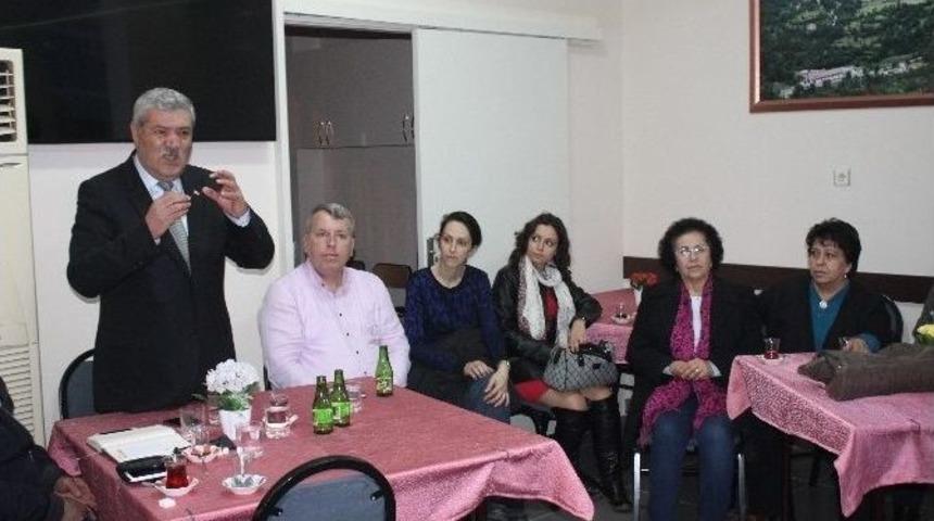 Ak Partili Aday Adayı Atila Makedonlarla Buluştu