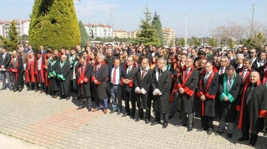 Hukuk&ccedil;ular Şehit Savcıyı Andı