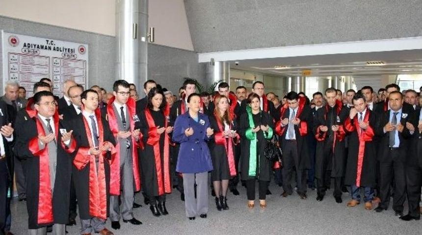 Şehit Cumhuriyet Savcısı İ&ccedil;in Dualar Edildi