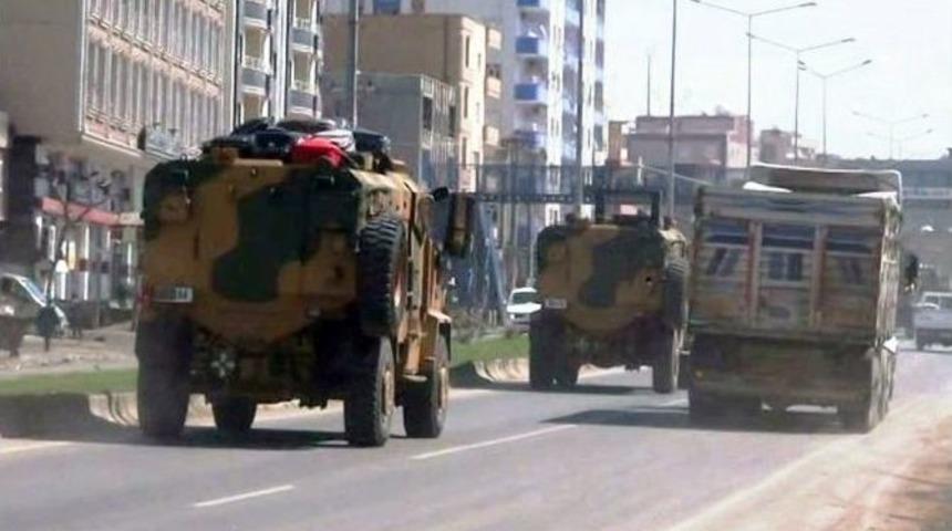 Silopi&rsquo;de Sınır Birliklerine Askeri Sevkiyat