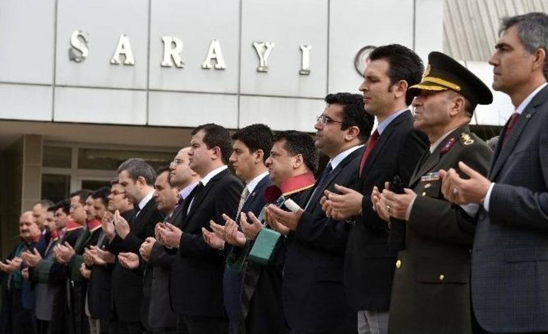 Şehit Savcı Kiraz İ&ccedil;in G&uuml;m&uuml;şhane&rsquo;de T&ouml;ren D&uuml;zenlendi