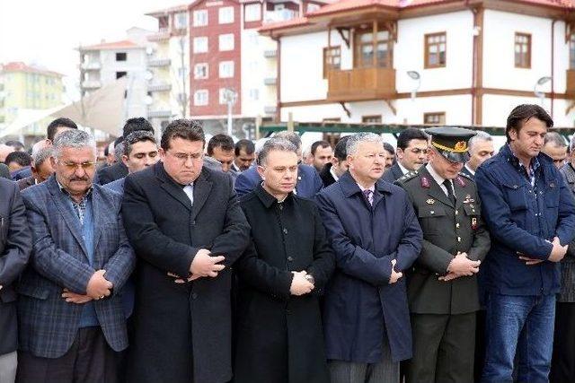 Kazan’da Şehit Başsavcı İçin Gıyabi Cenaze Namazı 2