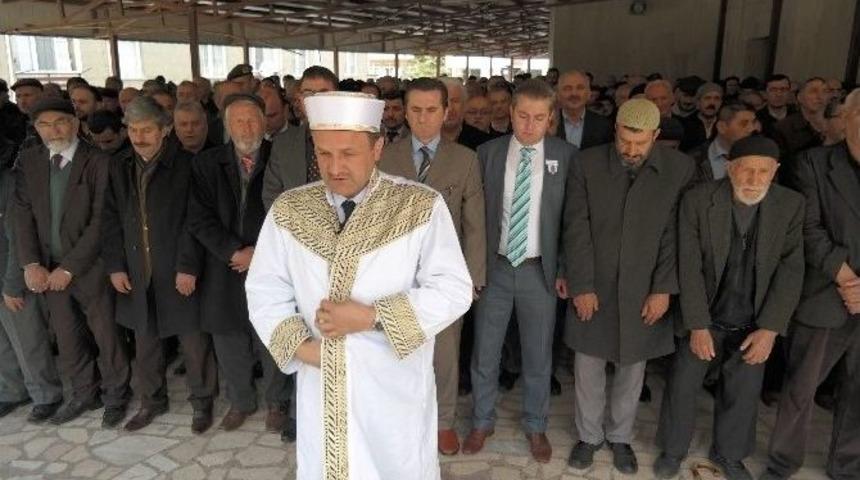 Şehit Savcı İ&ccedil;in Kızılcahamamda Gıyabi Cenaze Namazı Kılındı