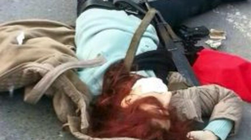 Ter&ouml;ristin &Uuml;zerindeki D&uuml;zenek Patlatıldı