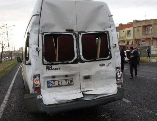 Siverek'te Zincirleme Kaza: 10'u Öğretmen, 11 Yaralı
