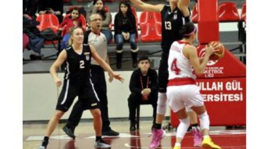 Abdullah G&uuml;l &Uuml;niversitesi, Lig Ikinciliğini Garantiledi