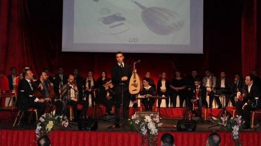 Elazığ&rsquo;da &Ouml;ğrencilere &rsquo;gelenekten Geleceğe&rsquo; Konseri Verildi