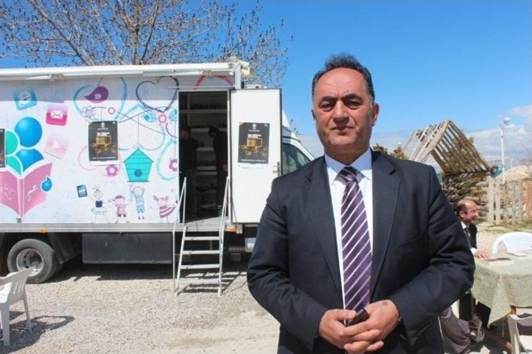 Teknoloji Gelişti K&uuml;t&uuml;phaneler Boş Kaldı