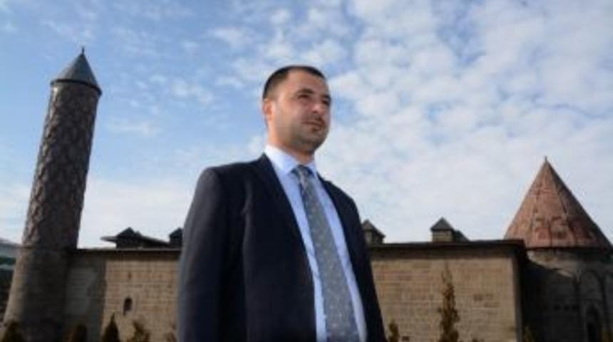 Ak Parti Erzurum Milletvekili Aday Adayı Avukat Rıdvan G&uuml;l: