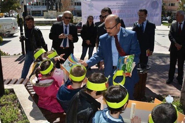 Burdur’da Kitap Okuma Etkinliği Düzenlendi