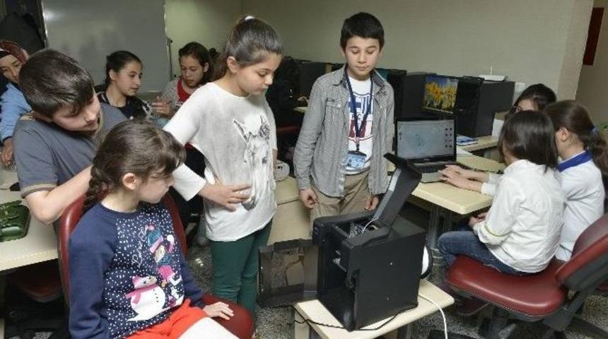 &Ccedil;ocuk Meclisi &Uuml;yeleri Gazi &Uuml;niversitesi&rsquo;nde