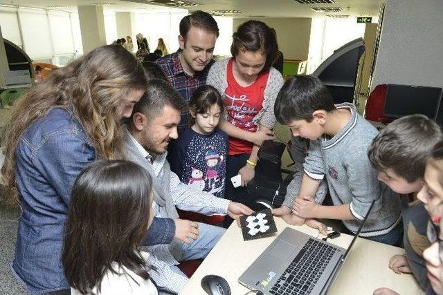 Çocuk Meclisi Üyeleri Gazi Üniversitesi’nde