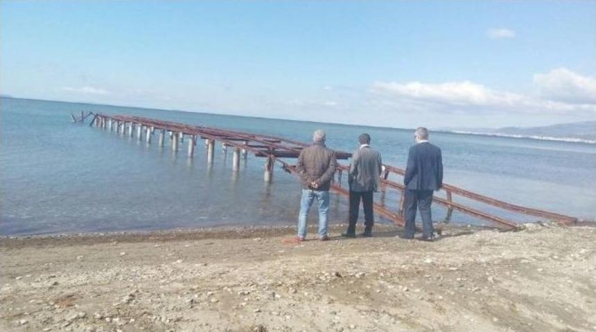 Saka Sahilleri İnceledi