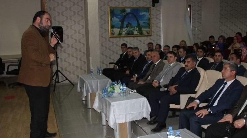 İlahiyat&ccedil;ı Yazar Ahmet Bulut Karako&ccedil;an&rsquo;da Konferans Verdi