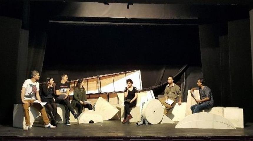 Eskişehir Şehir Tiyatroları &ldquo;par&ccedil;acık&rdquo; Adlı Yeni &Ccedil;ocuk Oyununun Hazırlıklarına Başladı