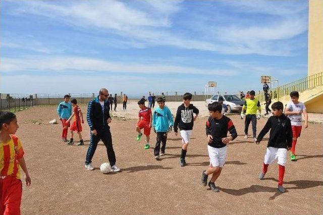 Silopi Selahattin Eyy&uuml;bi Okulu B&ouml;lge Finallerinde 1
