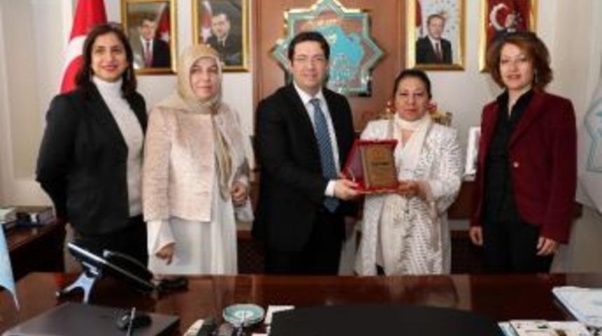 Girişimci İş Kadınlardan Başkan Yazgı&rsquo;ya Ziyaret