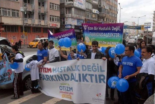 Diyarbakır’da Dünya Otizm Farkındalık Günü Etkinliği