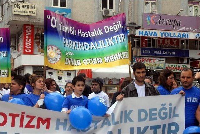 Diyarbakır’da Dünya Otizm Farkındalık Günü Etkinliği