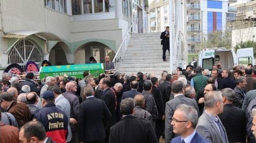 Başkan Yardımcısı &Uuml;nal&rsquo;ın Ağabeyi Onur &Uuml;nal Son Yolculuğuna Uğurlandı