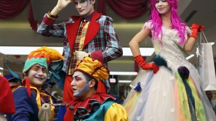 Karnaval Ekibi Ankamall&rsquo;da