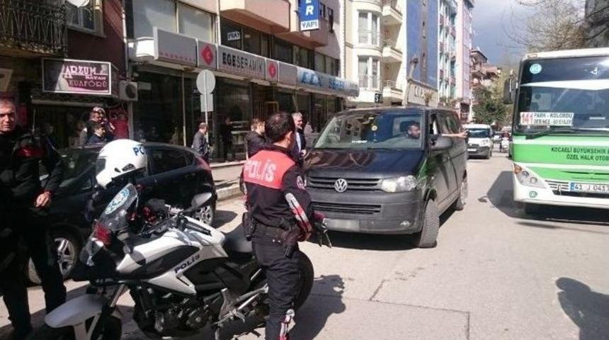 İzmit&rsquo;te &ldquo;uzun Namlulu Silah&rdquo; Paniği