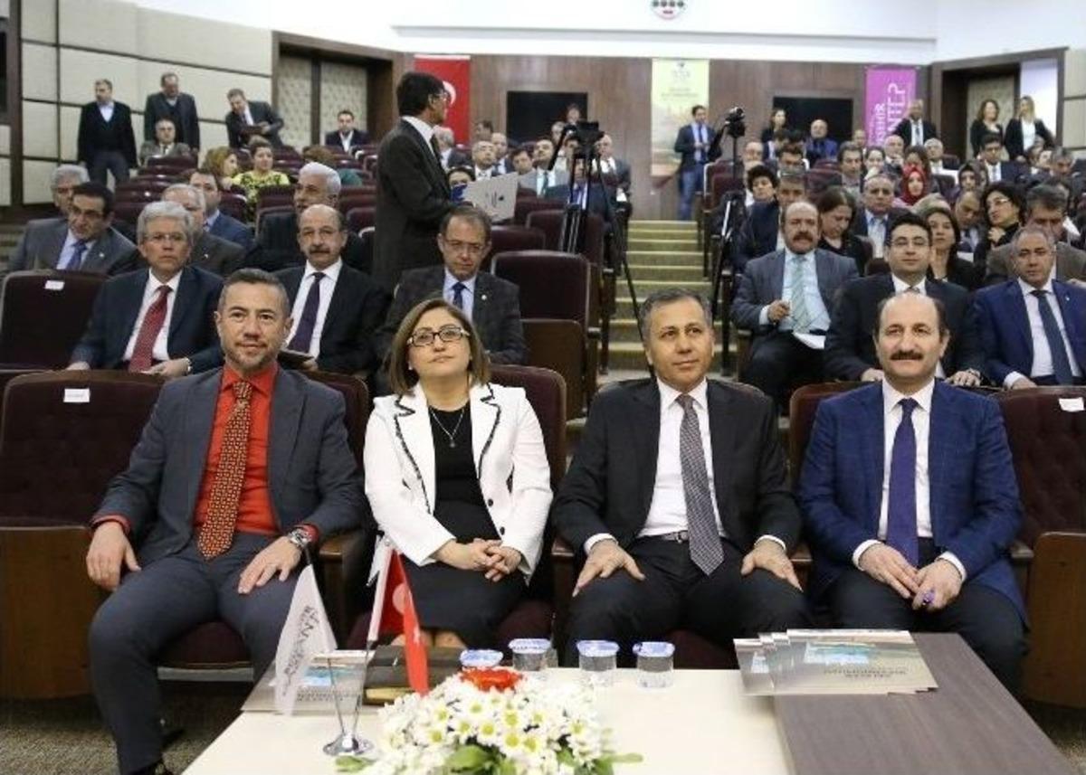 Gaziantep Şehir Kimliğini &Ccedil;alıştayla G&uuml;ncelliyor