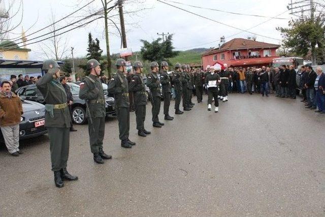 Çanakkale’de Eğitimde Fenalaşan Asker Bir Yıl Sonra Hayatını Kaybetti