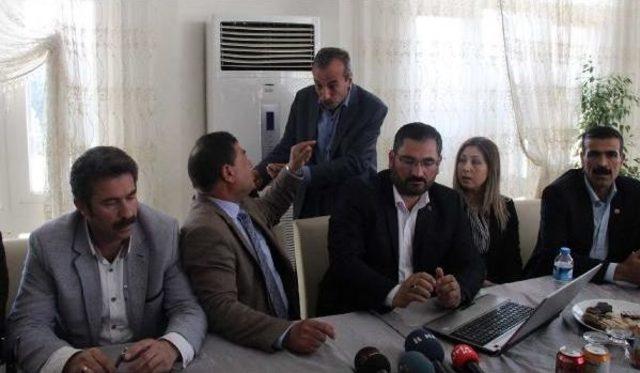 Şanlıurfa da Muhtar Toplantısında Gerginlik 1