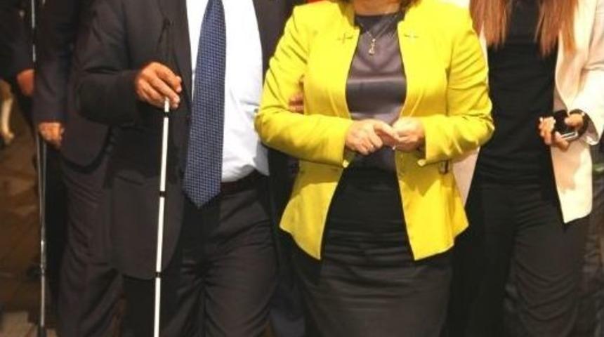 D&uuml;nya Otizm Farkındalık G&uuml;n&uuml;