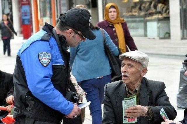 Polis, Öğrencilerle İş Birliği Yaparak Vatandaşları Bilgilendirdi