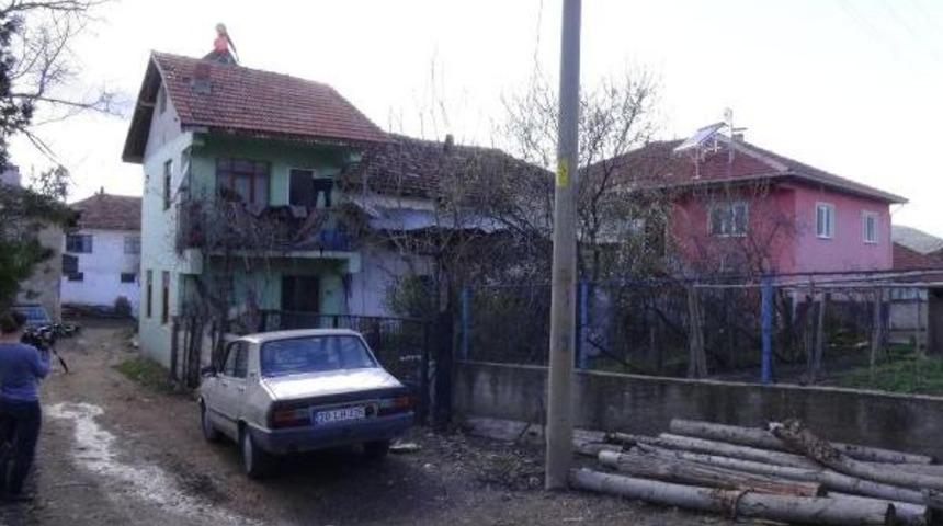 Evli Adam G&ouml;n&uuml;l Ilişkisi Yaşadığı Kadını &Ouml;ld&uuml;rd&uuml; (2)