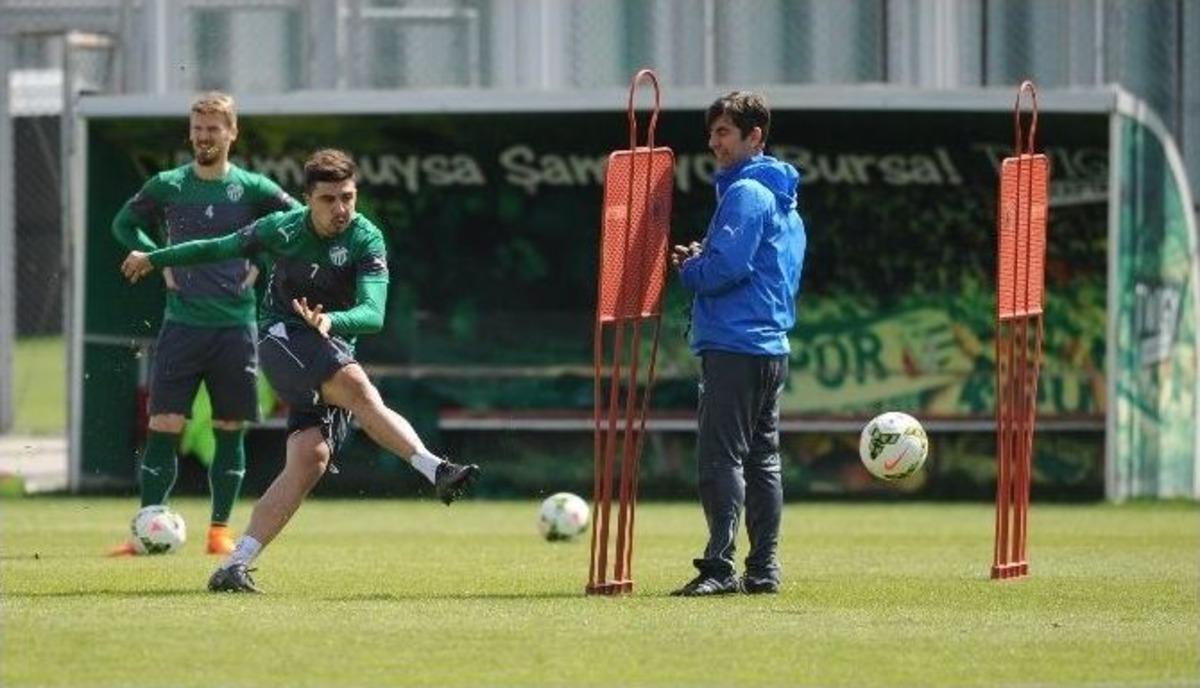 Bursaspor&rsquo;da Neşeli Antrenman