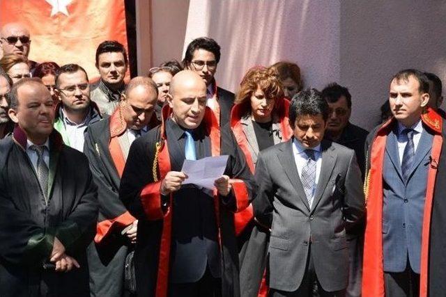 Şehit Savcı Kiraz Urla&rsquo;da Anıldı 1