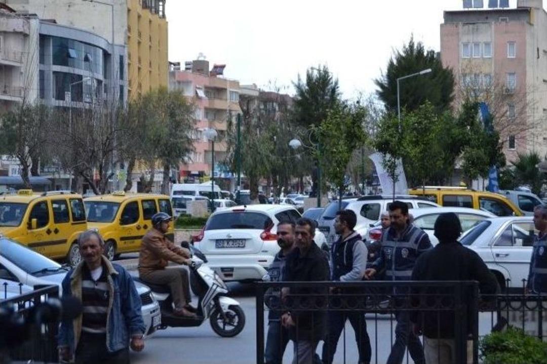 Kuşadası&rsquo;nda Yakalanan İranlı Uyuşturucu Baronu Tutuklandı