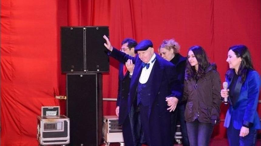 Usta Sanat&ccedil;ı Kayahan Hayatını Kaybetti