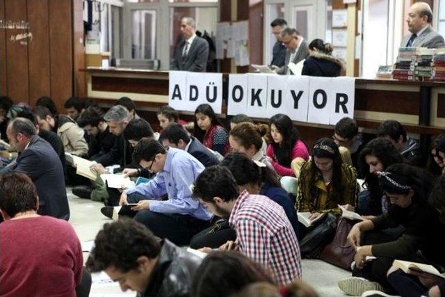 Adü’de Öğrencilerin Eylemine Rektör De Destek Verdi