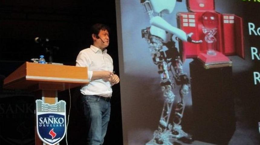 Prof. Dr. Dennıs W. Hong &Ouml;zel Sanko Lisesi&rsquo;nde