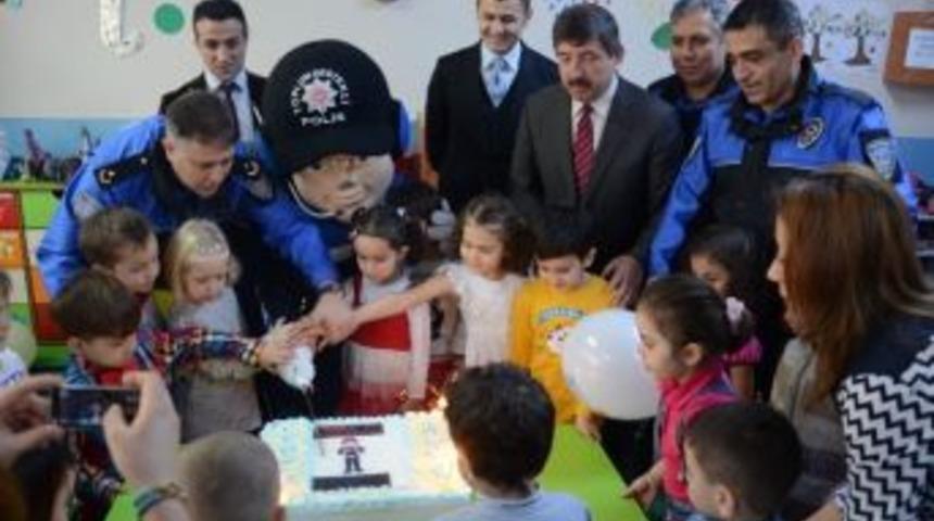 Kanka Polis Ulus&rsquo;da Minik &Ouml;ğrencilerle Buluştu