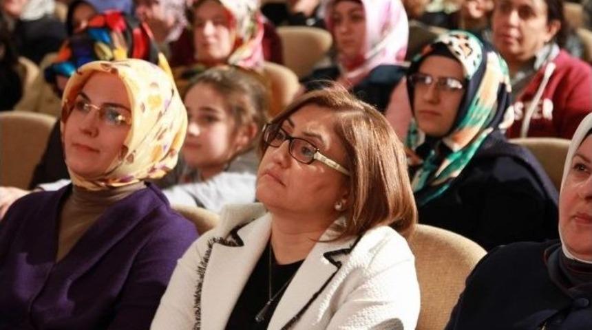 Eraslan &ldquo;zamanı Kuran Kadınları&rdquo; Gaziantep&rsquo;te Anlattı