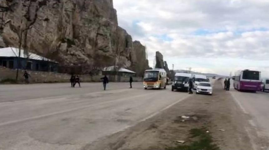 Van&rsquo;da Yol Verme Kavgası