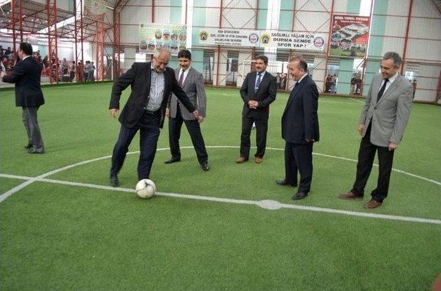 Tavşanlı&rsquo;da Bahar Şenlikleri Futbol Turnuvasıyla Başladı 1