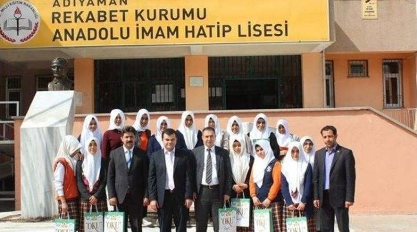 İmam Hatip &Ouml;ğrencilerine Umre Fırsatı