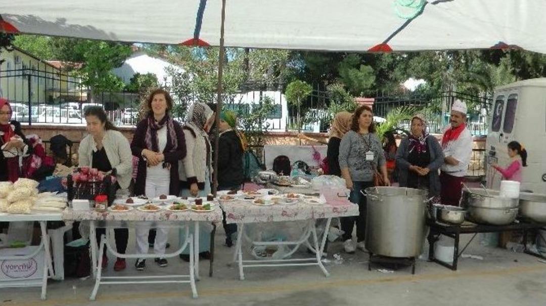 Kolbastılı Kermes&rsquo;te &Ouml;ğrenciler Doyasıya Oynadı