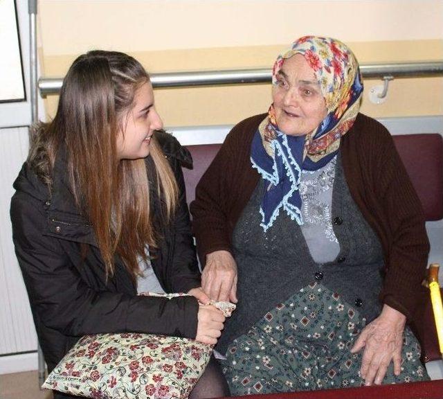 Gen&ccedil; Beyinler Projelerini Sergiledi 3