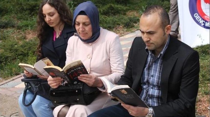 Gen&ccedil; Memur-sen&rsquo;den Kitap Okuma Eylemi