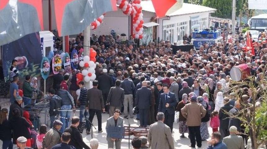 &Ccedil;er&ccedil;ioğlu, Yazıkent Kapalı Pazar Yeri&rsquo;nin A&ccedil;ılışını Yaptı